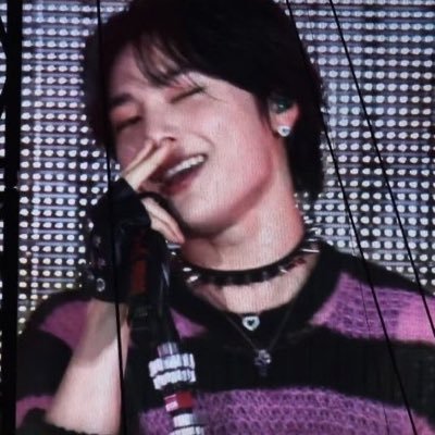 ljeongins's profile picture. #아이엔 i love you in every universe (｡◝ ‿ ◜｡)