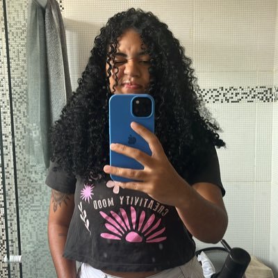 monique_ffc's profile picture. graças a deus sou tricolor @fluminensefc