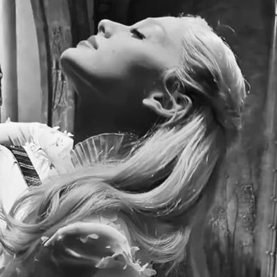 cinemalovergirl's profile picture. 