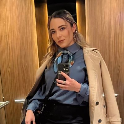 LesInfanta's profile picture. Caminera y progresista. 🛤️ Feminismo, DDHH y bienestar colectivo. 🇲🇽 Creo en el poder de las historias para construir comunidad. ✍🏼