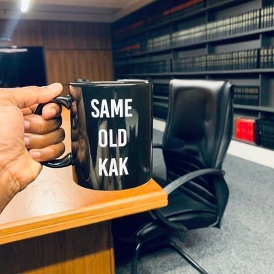 Mofokeng_Esq's profile picture. LL.B - Cum Laude🎓| LL.M - Constitutional & Philosophy of Law 🎓 | LL.M - Administrative Law & Law of Evidence ⏳️ | CLP ⚖ @ManCity 💙