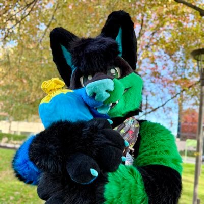 ToonersWuff's profile picture. Furry | 29 | 🏳️‍🌈 | Taken by a Kaiju @Drawrgi | Smells like Candy | *Steals your Candy* | Barks N Nuzzles!! 💚💙💚💙
