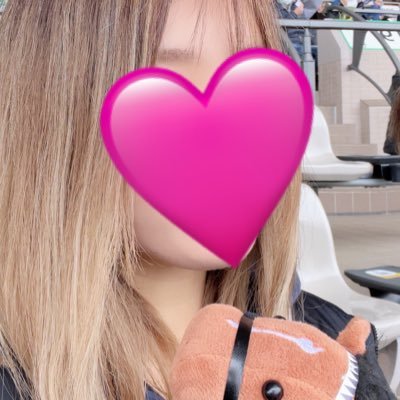 popopurin_o613's profile picture. 最近馬にハマり中。東京近辺の競馬場によく出没します🏇 スポーツ、ぬいぐるみ、ピンク、もふもふ、サンリオ、かわいいの好き🎀 仲良くしてください。