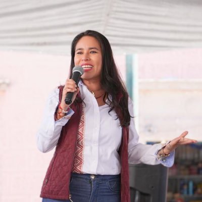 ssimey's profile picture. Rebelde con causa. Senadora por mi querido estado de Hidalgo. En defensa siempre de la 4T. Bendecida y Agradecida. Doctorante del INAP. 🕊️