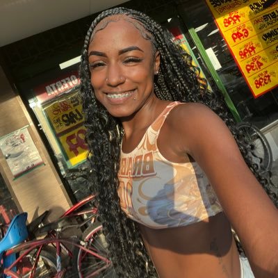 crfallaninha's profile picture. 