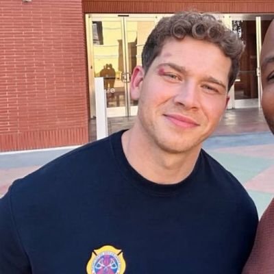 oliverrstarkk's profile picture. 