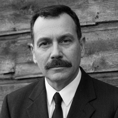 ahmedavnibey's profile picture. 20. asrın en büyük Fusûsu&#039;l-Hikem şerhi ve Mesnevî-i Şerif şerhi müellifi, tasavvuf ve mûsikî üstadlarından merhum Ahmed Avni Konuk (1868 - 1938)