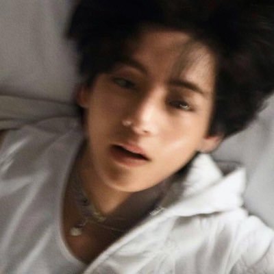 sanawithbts's profile picture. 𖥻 ׁ ׅ an archive 4 @bts_twt ! ׁ ׅ 🐋 ; army , midzy , onedoor & coer