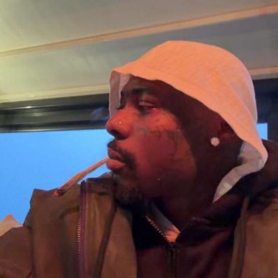 Emilydeet2's profile picture. 