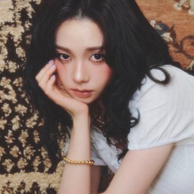 lesbiakgae's profile picture. half doomed and semi sweet