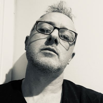 adrianmassanet's profile picture. Escribo teoría cinematográfica desde hace 20 años. Y algunas ficciones. Léeme en https://t.co/UNH2FO9dCz. Escúchame en el podcast https://t.co/aNHGaBVRkK