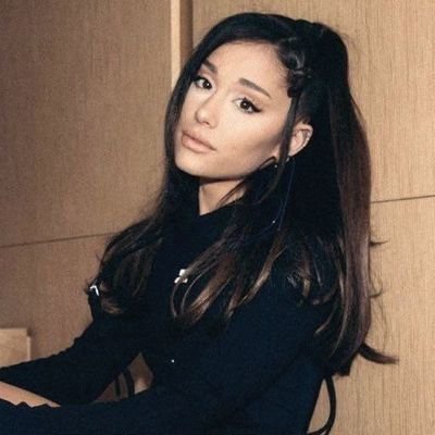 lewksaround's profile picture. 