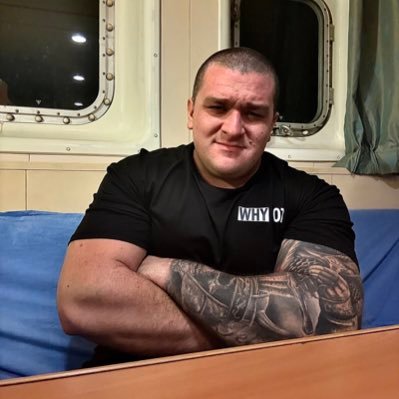 psihodelijaa's profile picture. Звезди и Олимпијакосу верни!⚪️🔴