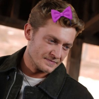 neverrforgive's profile picture. no more fake people please.