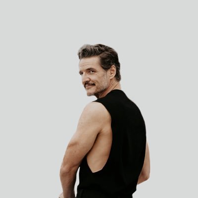 bronzepascal's profile picture. #PEDROPASCAL: BI RIGHTS!!!! ↓
