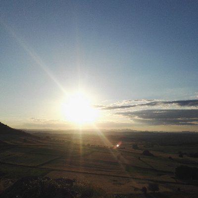 AkgusErdem's profile picture. Anladım beyhûde imiş fazlaca tedbîr eylemek, Bir kulun kârı değildir takdîri tebdîl eylemek..