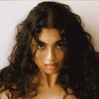 sialaterrrr's profile picture. thoughts & archives