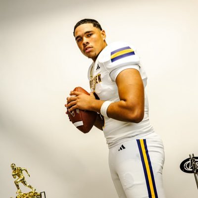 JaylenPettway's profile picture. QB @PVAMUFB | Jacksonville, FL 🌴 #Longlivetoria🩷| Joshua 1:9