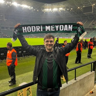 ahmetTR's profile picture. “Hayat adil değildir; bu yüzden adaleti kendin sağlamalısın.”⚖️| Paylaşımlar eğitim amaçlıdır. | 📚 𓄀