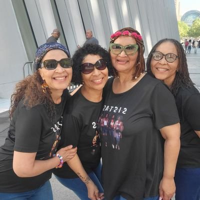 VeronicaHoungan's profile picture. FOREVER A FAN OF ROGER FEDERER ❤️ LEWIS HAMILTON, MAN UNITED 
CARLOS  SINNER, FONSECA, RYBAKINA, IGA, COCO, PAOLINI.

I HATE PAEDOPHILIA 😒 😡