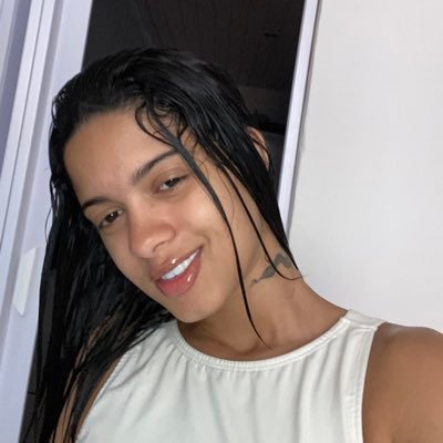 Ianinha77's profile picture. EnzoG👑💙Luísa ❤️‍🔥👸🏻 Inteira, feliz, e em paz! 🤍✨.
