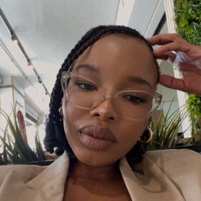 thandomasanabo's profile picture. 👩🏾‍💻| Pads: @padsrus16 | Spelling Bee: @lebohangdevelo1 | Speaker | I am because He is | 🤍