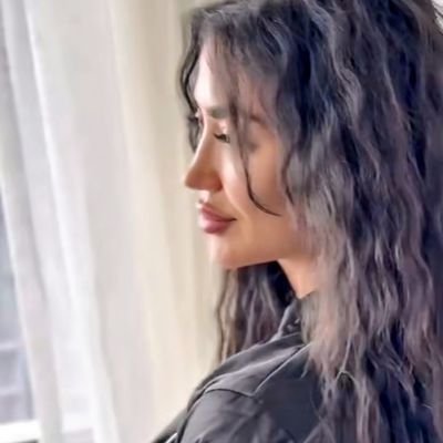 asi_melooo's profile picture. kardeş candır  benim  sığındıgım tek limandır @Durullice 🖤👈🏼