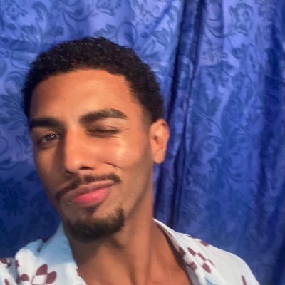 vitorrxduart's profile picture. eu mim tu nós