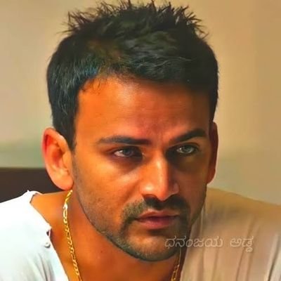 Dilshan_Gowda's profile picture. YSJ || MB || MSD || CR7 ||