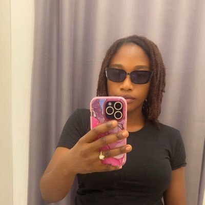 DoodooArmani's profile picture. 