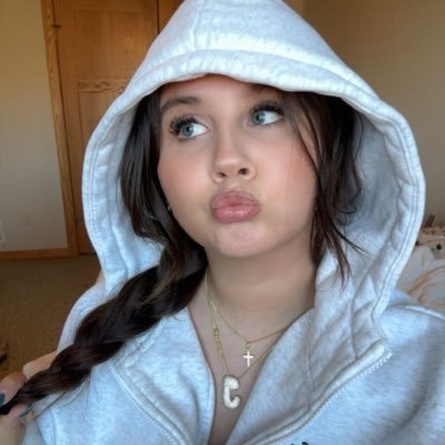 queenxedonaa's profile picture. Addictive financial dominatrix🖤|£$30Tribute|there’s no way you are resisting this hot brat🥵 creative temptation and manipulation🖤•