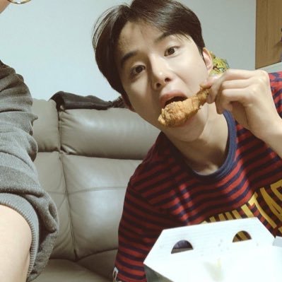 Naehimdeulda_zw's profile picture. 명령하지 마라