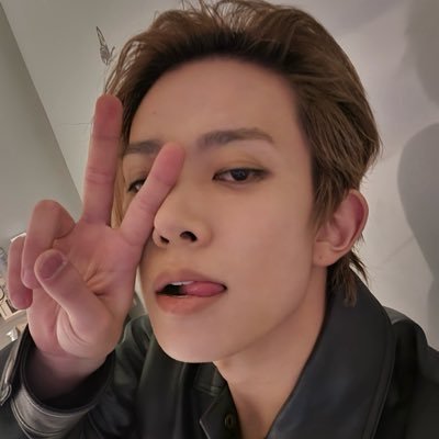 lheesoftie's profile picture. — #엔하이픈 & ##스트레이키즈 ☆ 🦌🐥☆ fan account