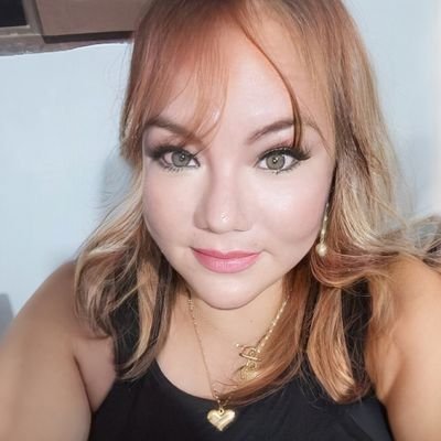 fez_nohe's profile picture. ZURDOS , NI JODAN ,😇😇😇
EL SER  HUMANO PERDIÓ TODA BRUJULA, NACES CON LIBERTAD  NO TIENE  QUE ROBARTELA NINGÚN
TIRANO 
SER RISUEÑA, NO ES SER COQUETA