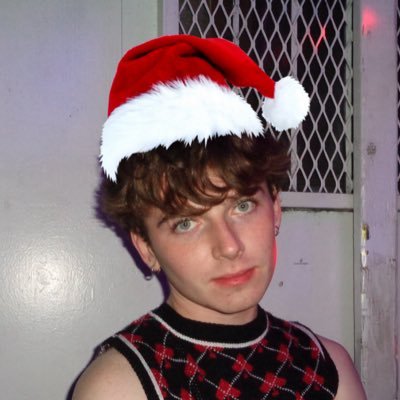 jakehasaproblem's profile picture. it depends honestly