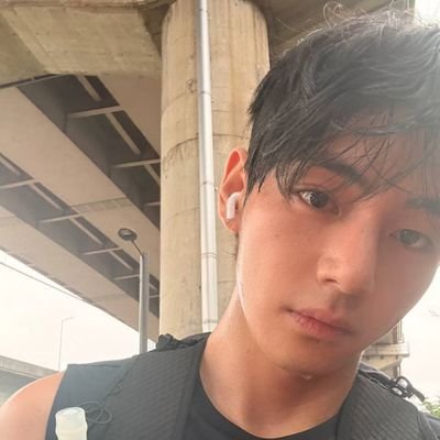 StoryOfMyLife08's profile picture. I'm just a girl...