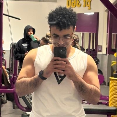 Wael_Elhawary27's profile picture. 2026match||AAMC ID:16706623 ||don’t mind me ,I am just a passerby | الصعيد القناوي,معانا يارب