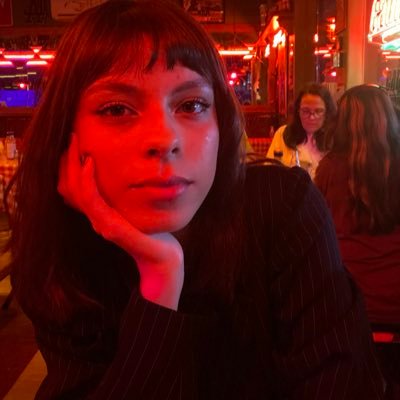 ninastvdy's profile picture. direito - USP | 198