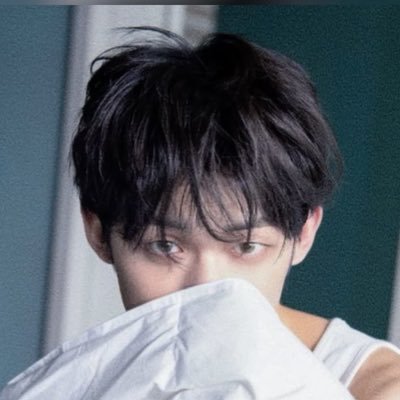 estrojvn's profile picture. choi yeonjun is a girl cat