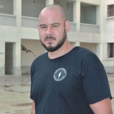 PabloHasel's profile picture. Preso político por denunciar las miserias del régimen en sus tuits y canciones. 
Actualmente esta cuenta la lleva @antireprebcn