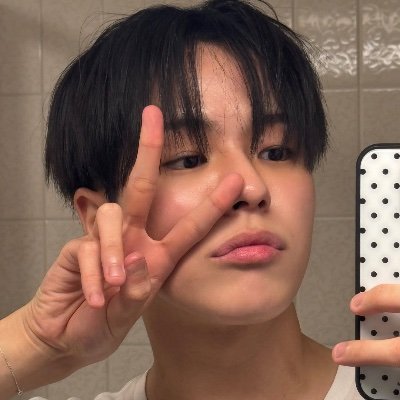 htbbarvd's profile picture. lock and deact in anytime, done writing, mostly talk about money and anything, feel free to un/follow.