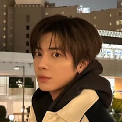 greekyogurr's profile picture. @ Eternallykei but evil.