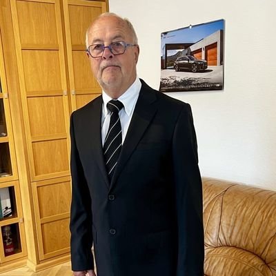 JohnsonDc5's profile picture. joining the biggest organisation and become richer and famous and powerful