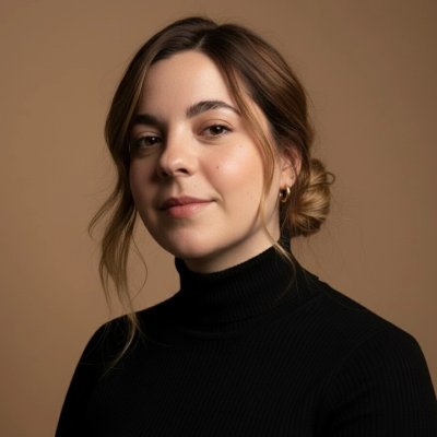 belenloez's profile picture. • creative designer •