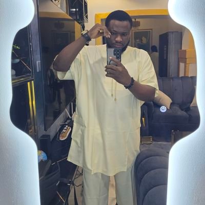victorCsylvanus's profile picture. Igbo man, humanity, unhinged sometimes, loves God dearly. business man, biologist.

galatians 6:17