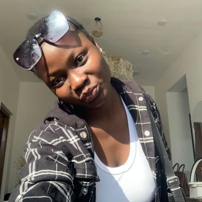 connect6288's profile picture. HEAVY DUTY TECHNICIAN
// CHELSEA FAN 
FOOTBALL LOVER