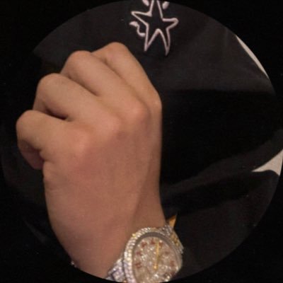 usernodispnible's profile picture. 