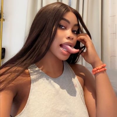 glo_riah1999's profile picture. FaceTimes ??🤳🇳🇬🇺🇲