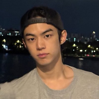 YvesSernin's profile picture. Sage, mainly 48/46 fan acc and a weird mix of jpop kpop and other stuff. please don’t take me seriously