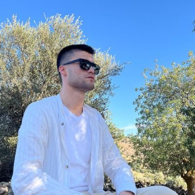 aliakbay_45's profile picture. Desperation takes captive those who do not have courage.